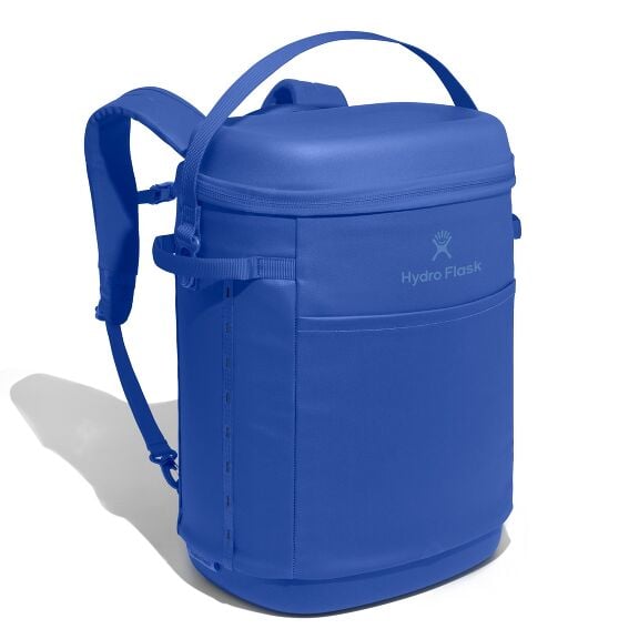 carryouttm-backpack-22-l-h2 18pco382_carryout_backpack_22l_capri_blue_angled_1.jpg
