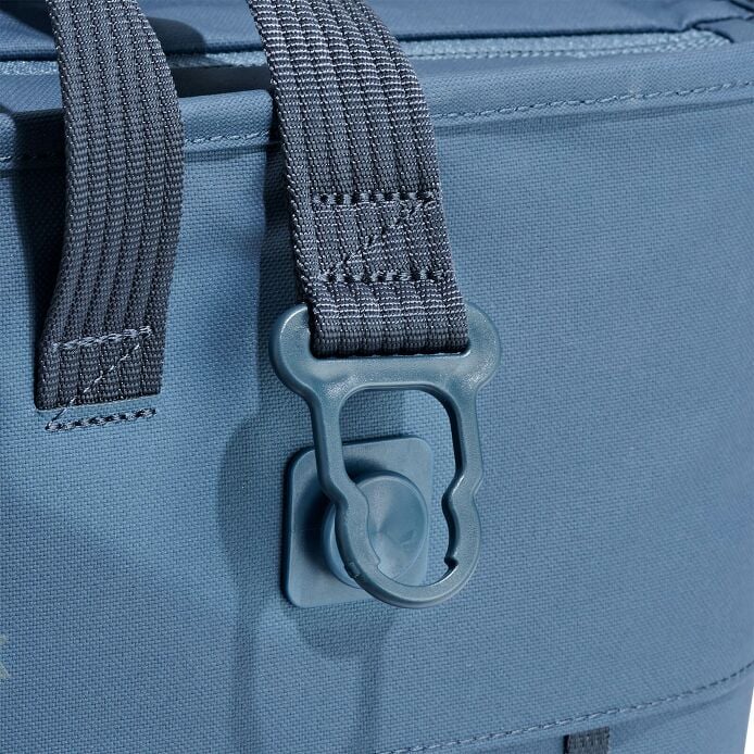 carryouttm-soft-cooler-tote-20-l-l1 250815_hydro_cooler_details_14839_2.jpg
