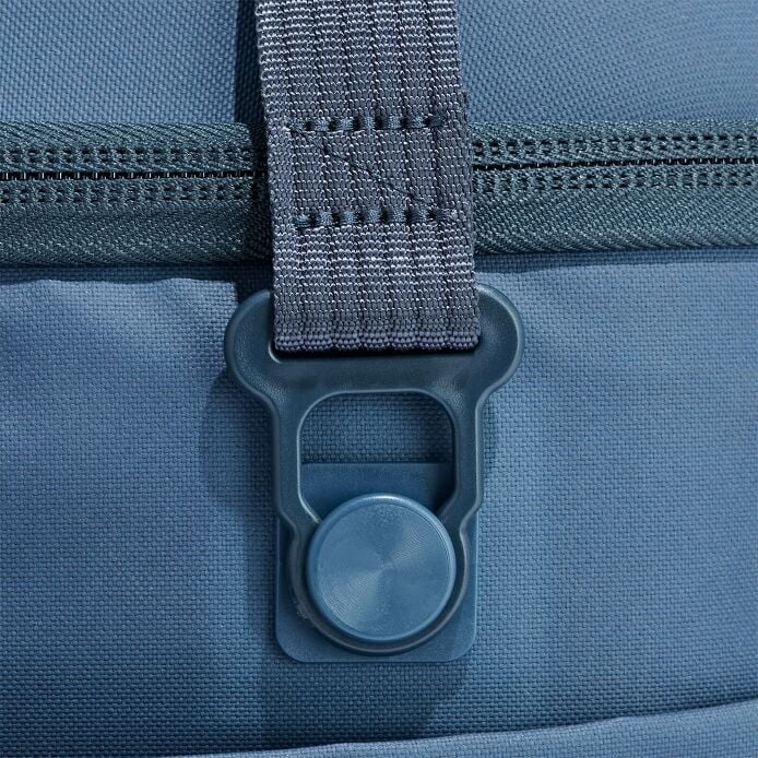 carryouttm-soft-cooler-15-l-b9 250815_hydro_cooler_details_14852_6.jpg