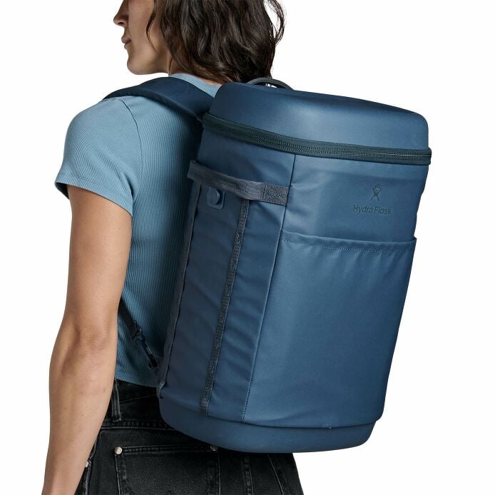 carryouttm-backpack-22-l-h2 250815_hydro_s26_hb_14605_7.jpg