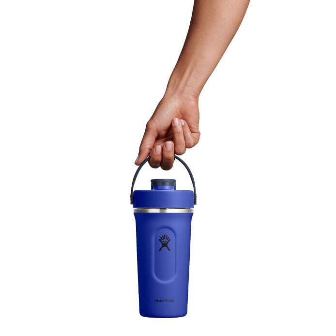 24-oz-insulated-shaker-bottle-c7 mxc24382_24_oz_insulated_shaker_bottle_capri_blue_hb.jpg
